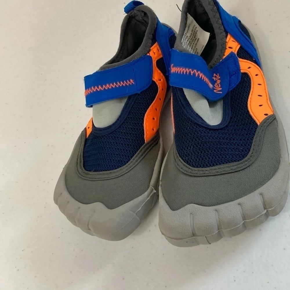 Newtz Water Shoes Sz 11/12
